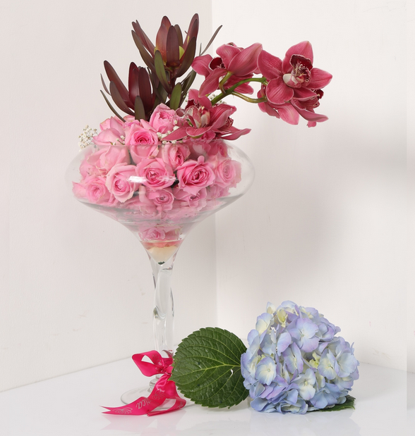  Glass Vase Arrangements