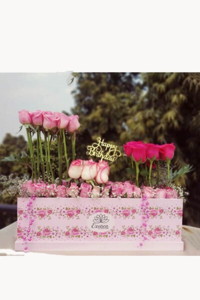 Box Arrangements Big Box of Different Shades of Pink Roses
