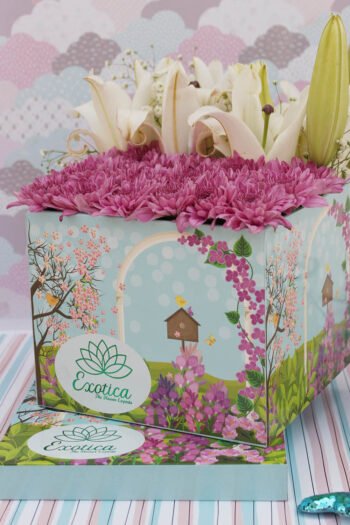 Box Arrangements Cube Box Of Purple Daisy & White Oriental Lily