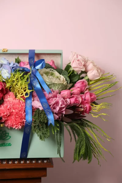 Box Arrangements Lockable box of Hydrangea, Lily, Roses & Carnation