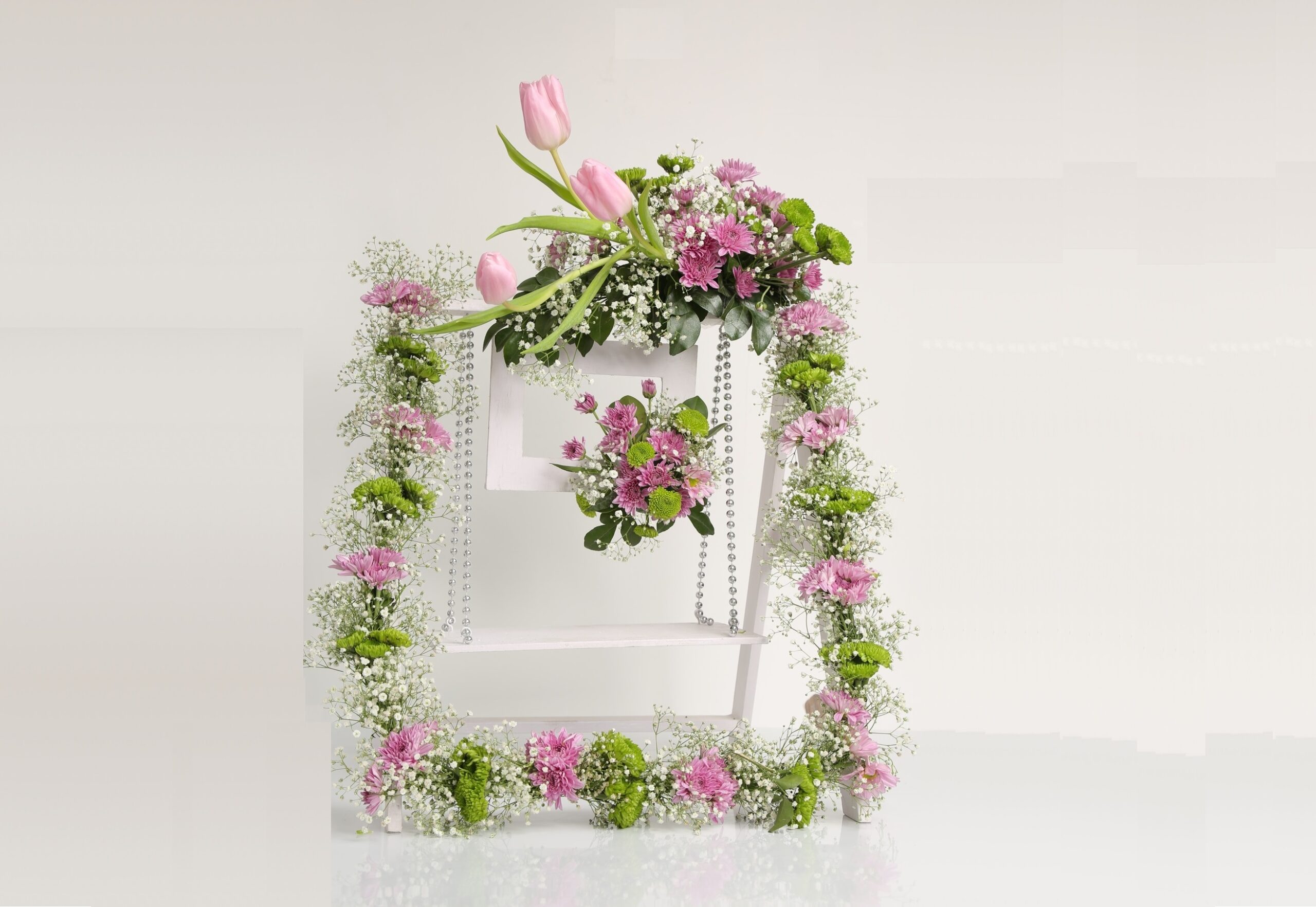 Wooden Base Arrangements