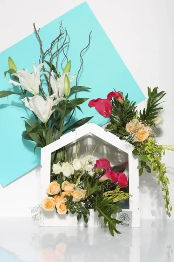 Fresh Flowers House Wooden Base of lily, Cala Lily, Roses & Mokara