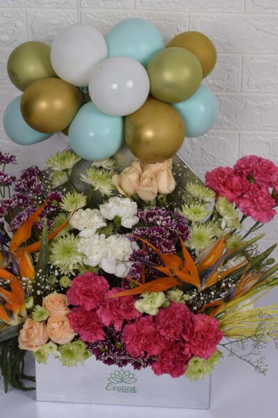 Box Arrangements Box Arrangement Of Mixed Flowers With Latex Balloons