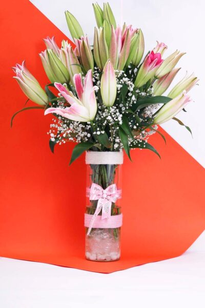 Fresh Flowers Glass vase Of Pink Oriental Lily & Gypso