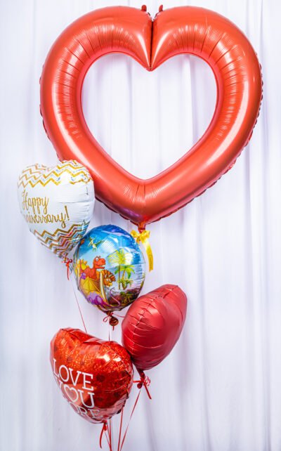 Anniversary Balloon Bunch of Hearts With Red Linky Heart
