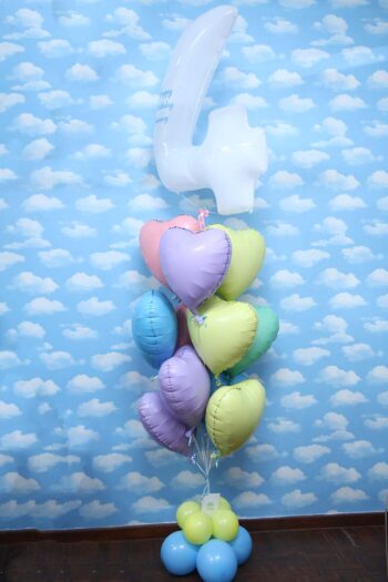 Balloon Arrangements Balloon Bunch Of Hearts With Number 4